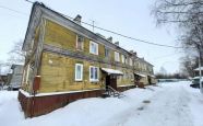 Продам квартиру трехкомнатную в деревянном доме по адресу Аллейная 27 недвижимость Архангельск