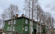 Продам квартиру трехкомнатную в деревянном доме по адресу  недвижимость Архангельск